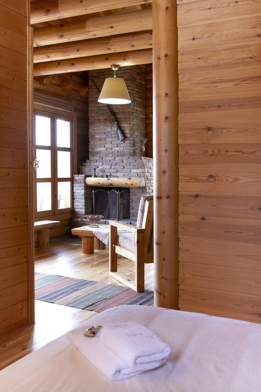 Kato Sinikia Trikalon Hyades Mountain Resort מראה חיצוני תמונה